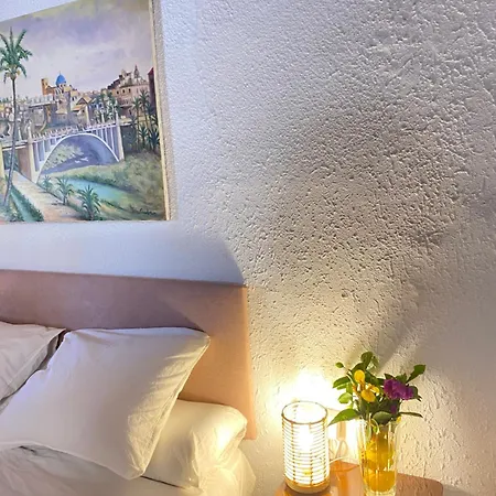 Pink Lemon House Elche