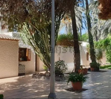 Pink Lemon House B&B *