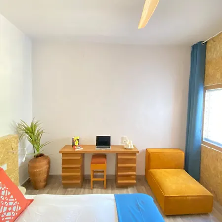Pink Lemon House Elche