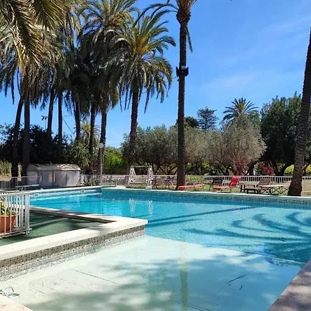 Pink Lemon House * Elx