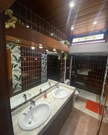 Pink Lemon House Nocleg ze śniadaniem