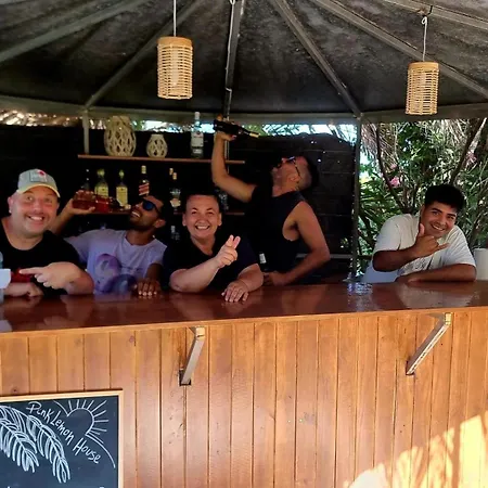 Pink Lemon House * Elx