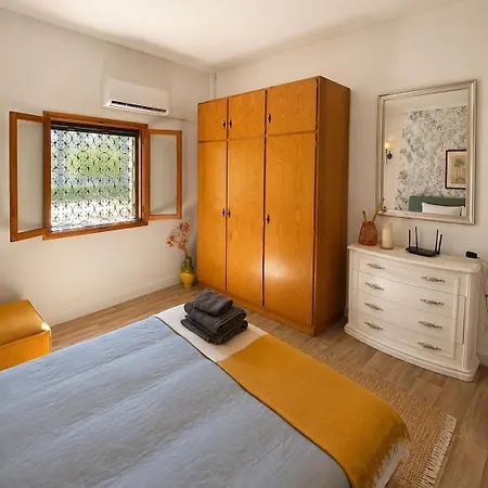 Bed & Breakfast Pink Lemon House *