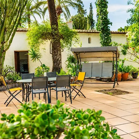 Pink Lemon House Elche