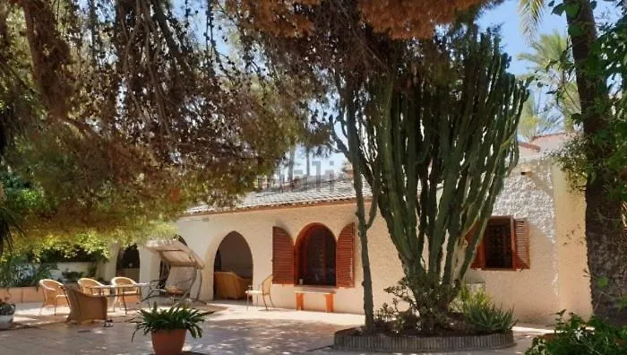 Pink Lemon House Couette-café Elche